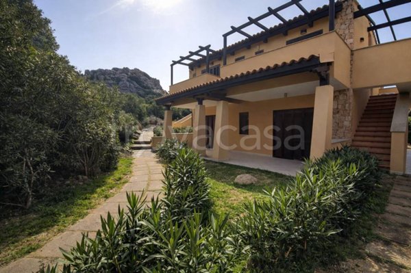 casa indipendente in vendita a Trinità d'Agultu e Vignola in zona Costa Paradiso