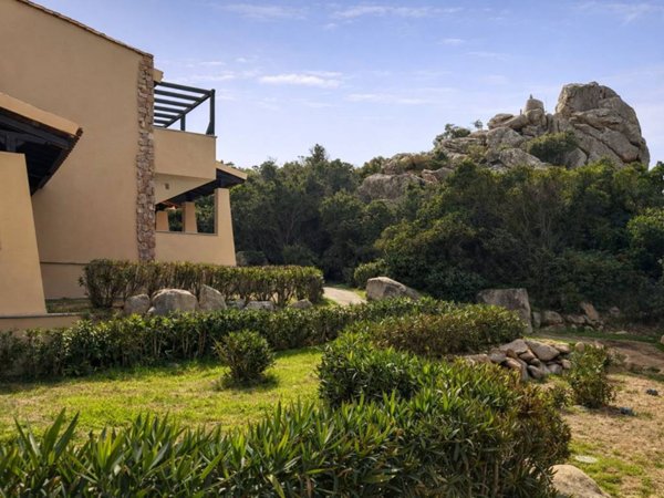 casa indipendente in vendita a Trinità d'Agultu e Vignola in zona Costa Paradiso