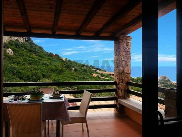 casa indipendente in vendita a Trinità d'Agultu e Vignola in zona Costa Paradiso