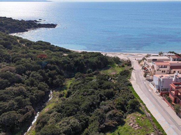 casa indipendente in vendita a Trinità d'Agultu e Vignola in zona Isola Rossa