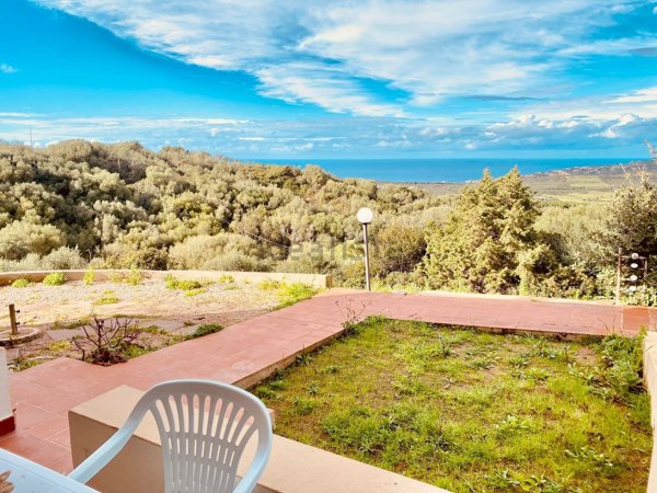 appartamento in vendita a Trinità d'Agultu e Vignola in zona Isola Rossa