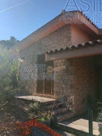 casa indipendente in vendita a Trinità d'Agultu e Vignola in zona Costa Paradiso