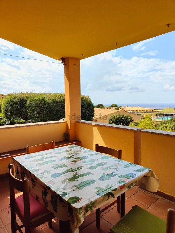 appartamento in vendita a Trinità d'Agultu e Vignola in zona Isola Rossa