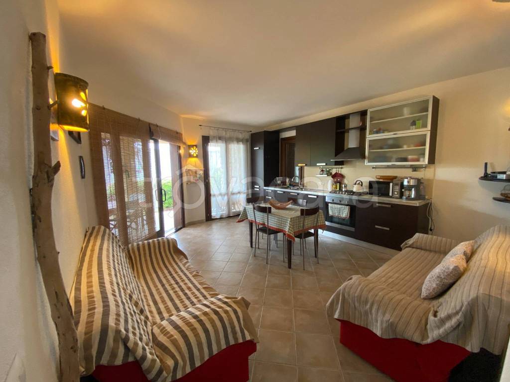 casa indipendente in vendita a Trinità d'Agultu e Vignola in zona Costa Paradiso
