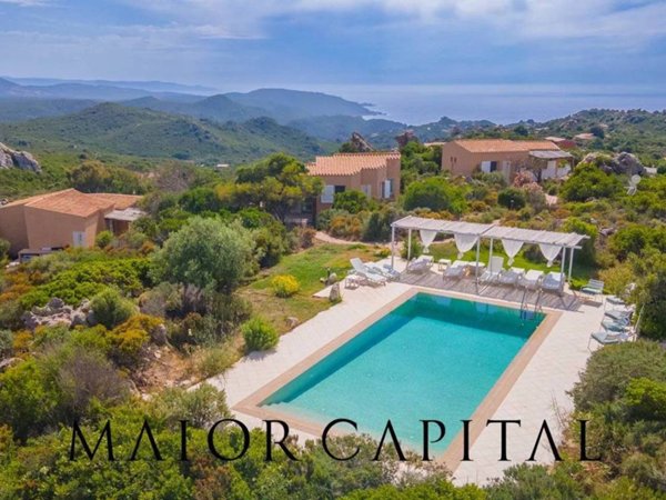 casa indipendente in vendita a Trinità d'Agultu e Vignola in zona Costa Paradiso