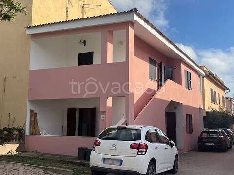 appartamento in vendita a Trinità d'Agultu e Vignola in zona Isola Rossa