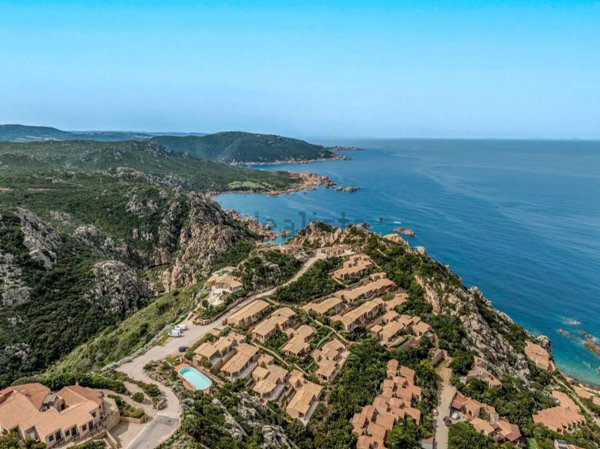 casa indipendente in vendita a Trinità d'Agultu e Vignola