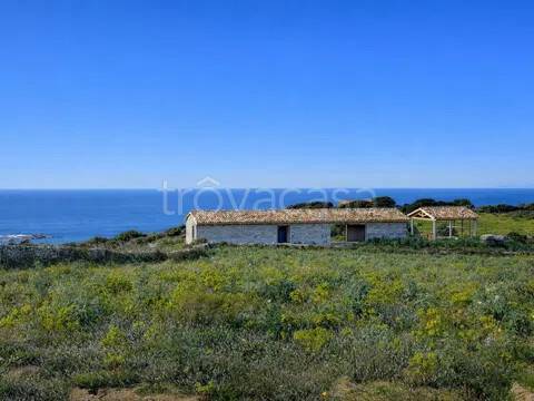 casa indipendente in vendita a Trinità d'Agultu e Vignola
