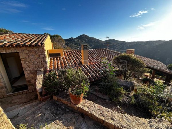 casa indipendente in vendita a Trinità d'Agultu e Vignola in zona Costa Paradiso