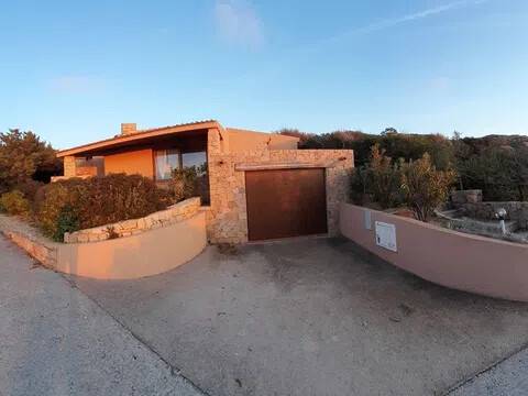 casa indipendente in vendita a Trinità d'Agultu e Vignola in zona Costa Paradiso