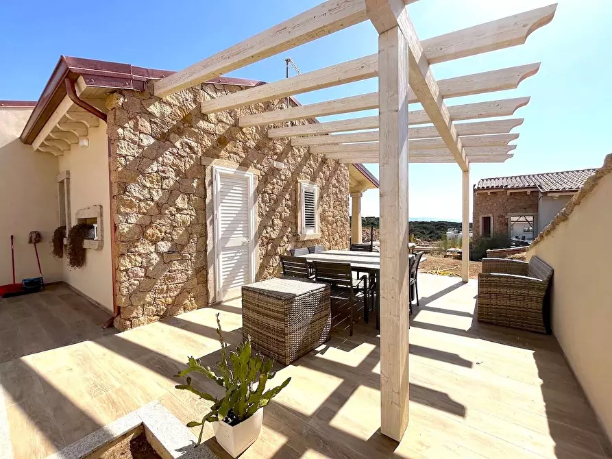casa indipendente in vendita a Trinità d'Agultu e Vignola in zona Isola Rossa