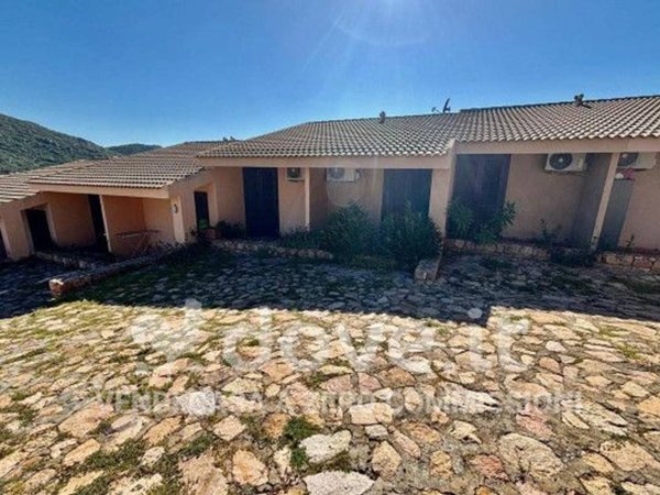 appartamento in vendita a Trinità d'Agultu e Vignola in zona Costa Paradiso