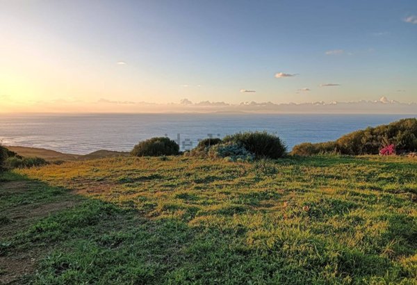 terreno edificabile in vendita a Trinità d'Agultu e Vignola in zona Isola Rossa