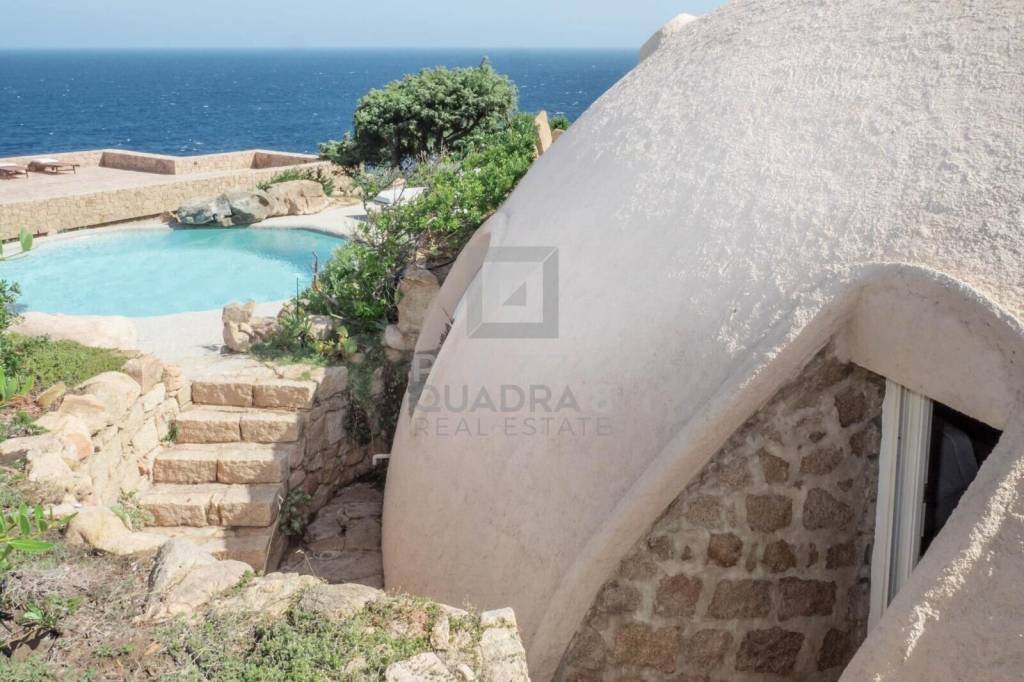 casa indipendente in vendita a Trinità d'Agultu e Vignola in zona Costa Paradiso