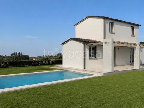 casa indipendente in vendita a Trinità d'Agultu e Vignola in zona Lu Colbu