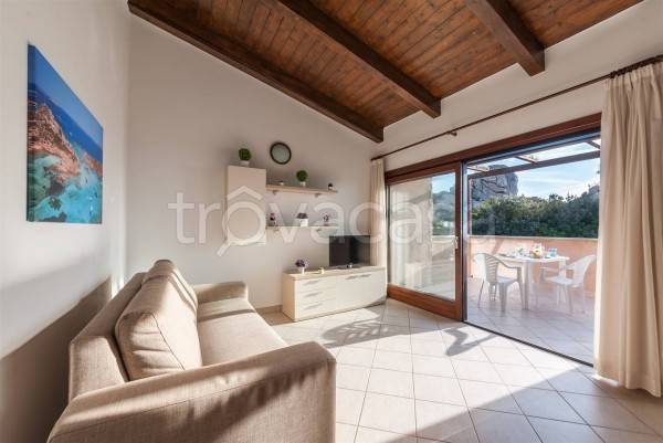appartamento in vendita a Trinità d'Agultu e Vignola in zona Costa Paradiso