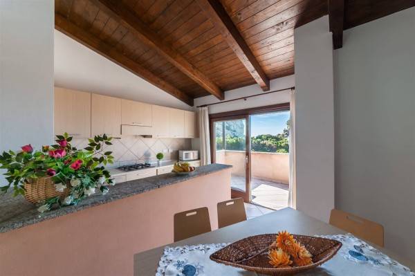 appartamento in vendita a Trinità d'Agultu e Vignola in zona Costa Paradiso