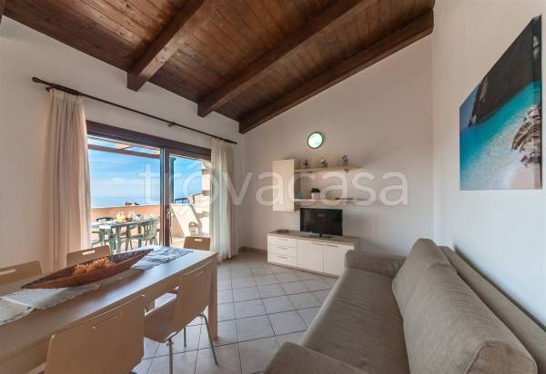 appartamento in vendita a Trinità d'Agultu e Vignola in zona Costa Paradiso