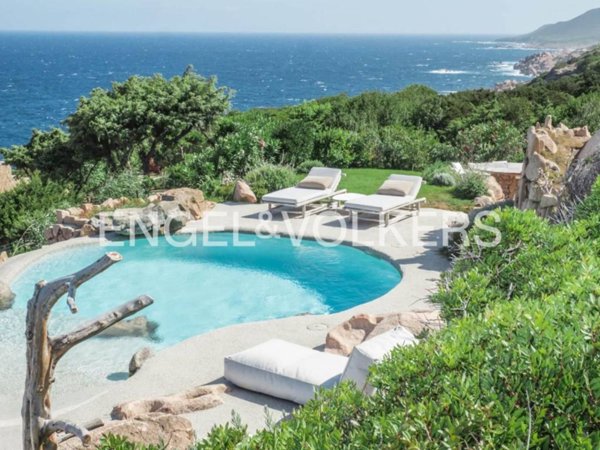 casa indipendente in vendita a Trinità d'Agultu e Vignola in zona Costa Paradiso