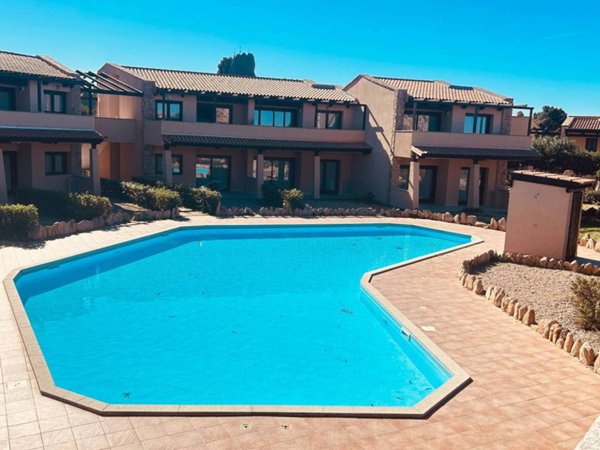 appartamento in vendita a Trinità d'Agultu e Vignola in zona Costa Paradiso
