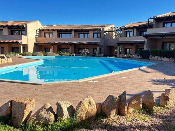 appartamento in vendita a Trinità d'Agultu e Vignola in zona Costa Paradiso