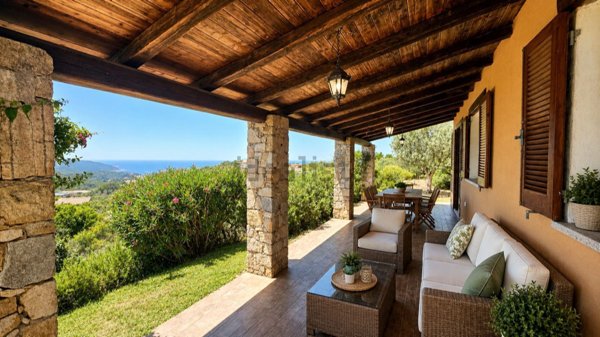 casa indipendente in vendita a Trinità d'Agultu e Vignola in zona Costa Paradiso
