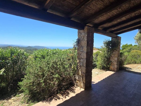 casa indipendente in vendita a Trinità d'Agultu e Vignola in zona Costa Paradiso