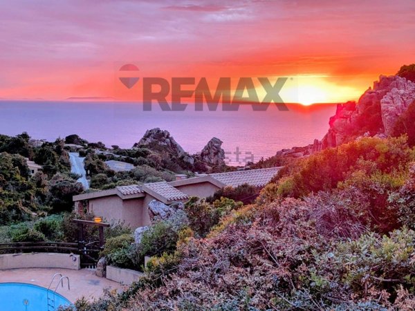 appartamento in vendita a Trinità d'Agultu e Vignola in zona Costa Paradiso