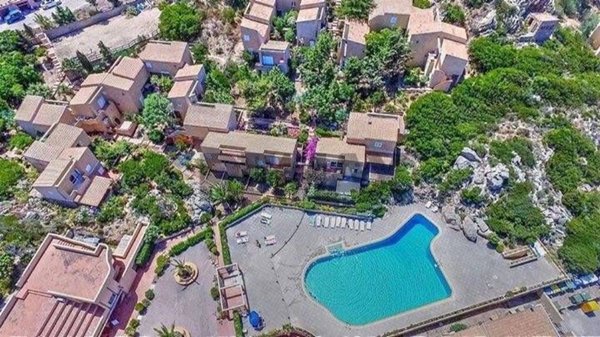 appartamento in vendita a Trinità d'Agultu e Vignola in zona Costa Paradiso