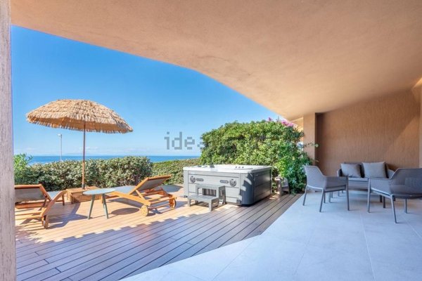 appartamento in vendita a Trinità d'Agultu e Vignola in zona Costa Paradiso