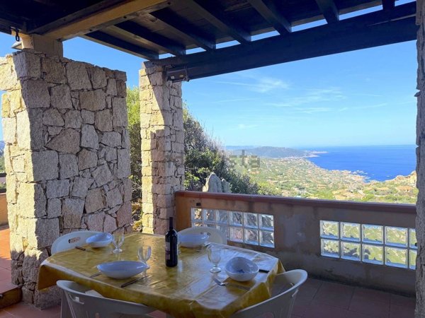 casa indipendente in vendita a Trinità d'Agultu e Vignola in zona Costa Paradiso