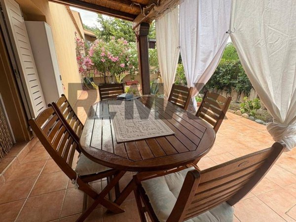 appartamento in vendita a Trinità d'Agultu e Vignola in zona Costa Paradiso