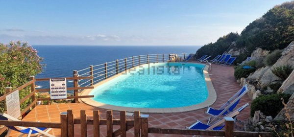 casa indipendente in vendita a Trinità d'Agultu e Vignola in zona Costa Paradiso