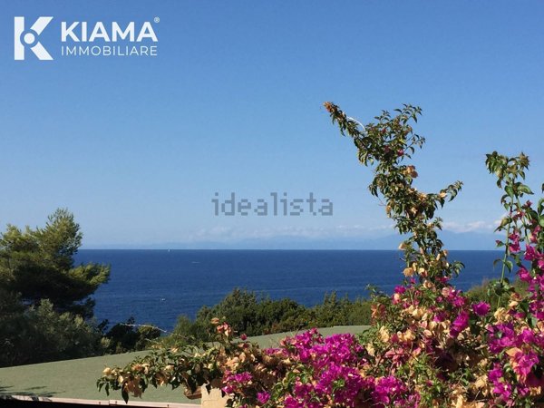 casa indipendente in vendita a Trinità d'Agultu e Vignola in zona Costa Paradiso