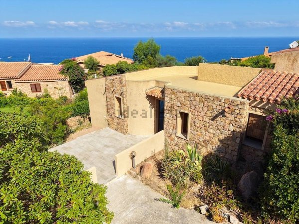 appartamento in vendita a Trinità d'Agultu e Vignola in zona Costa Paradiso