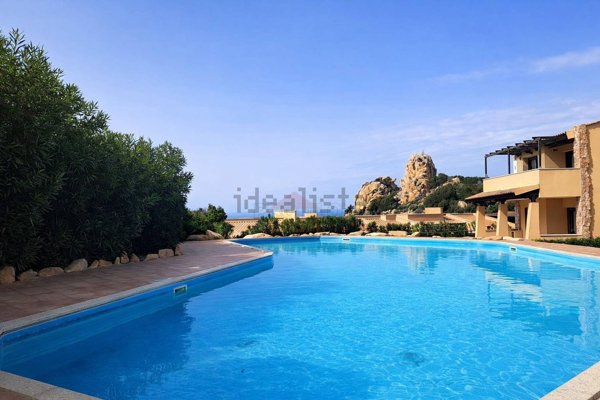 appartamento in vendita a Trinità d'Agultu e Vignola in zona Costa Paradiso