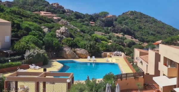 appartamento in vendita a Trinità d'Agultu e Vignola in zona Costa Paradiso