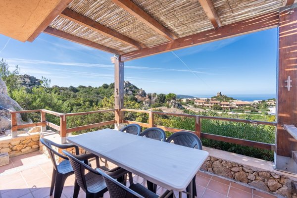 appartamento in vendita a Trinità d'Agultu e Vignola in zona Costa Paradiso