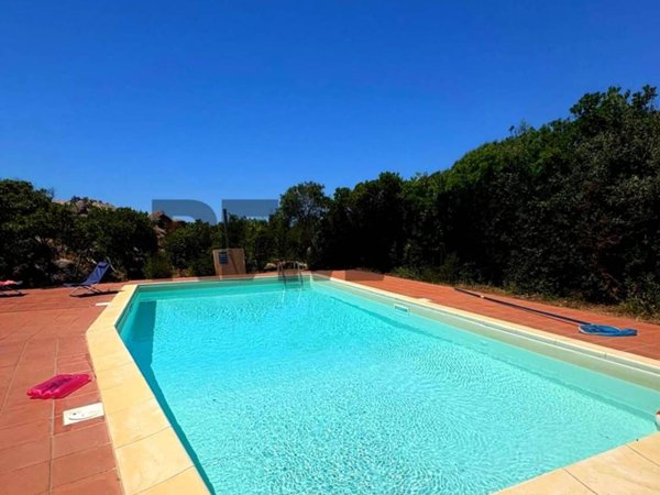 casa indipendente in vendita a Trinità d'Agultu e Vignola in zona Costa Paradiso