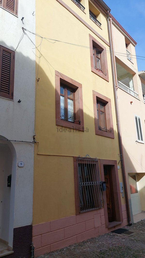 casa indipendente in vendita a Tula