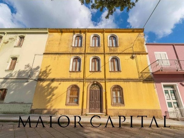 casa indipendente in vendita a Tula