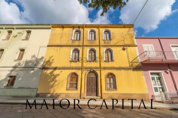 casa indipendente in vendita a Tula