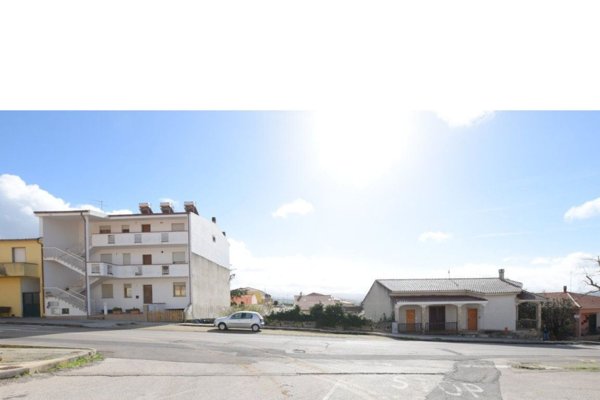 terreno edificabile in vendita ad Uri