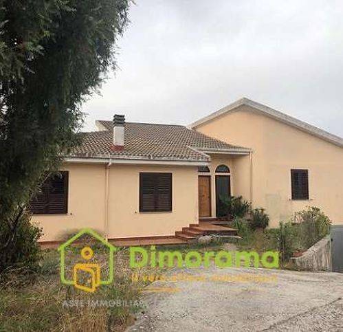 appartamento in vendita ad Uri