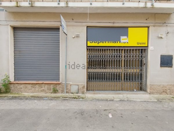 locale commerciale in vendita ad Usini