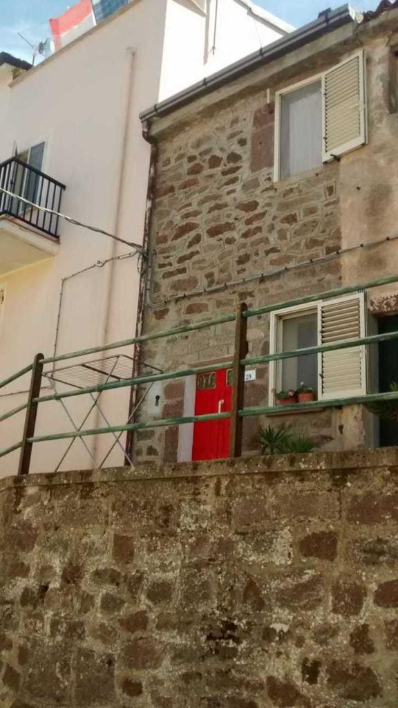 casa indipendente in vendita a Villanova Monteleone