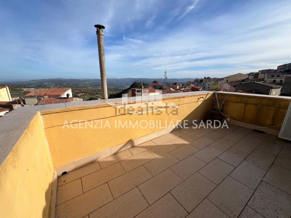 casa indipendente in vendita a Villanova Monteleone