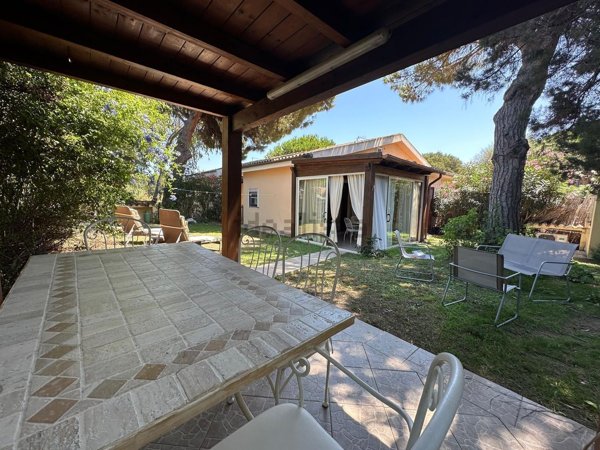 casa indipendente in vendita a Valledoria