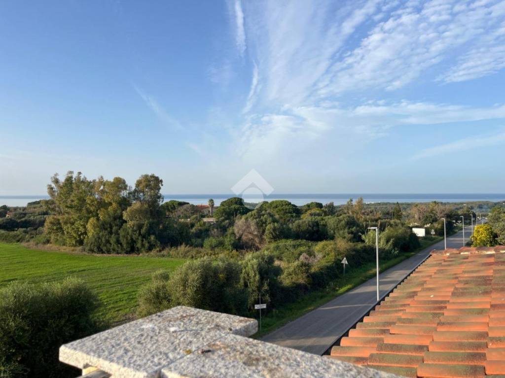 appartamento in vendita a Valledoria in zona La Muddizza