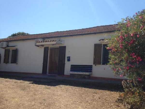 casa indipendente in vendita a Valledoria